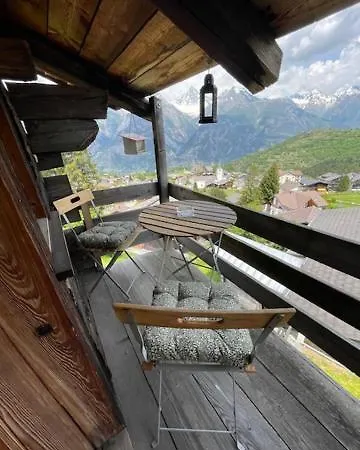 Mazot Jhr Unterbaech Vs בקתה Bachtolen