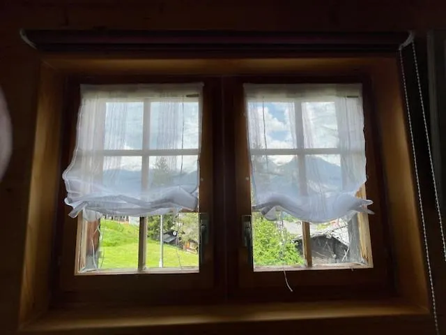 Mazot Jhr Unterbaech Vs Chalet Bachtolen